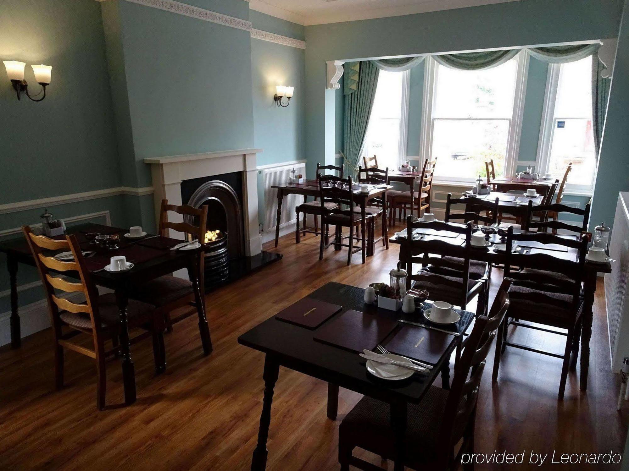 Fernbank Hotel Basingstoke Extérieur photo